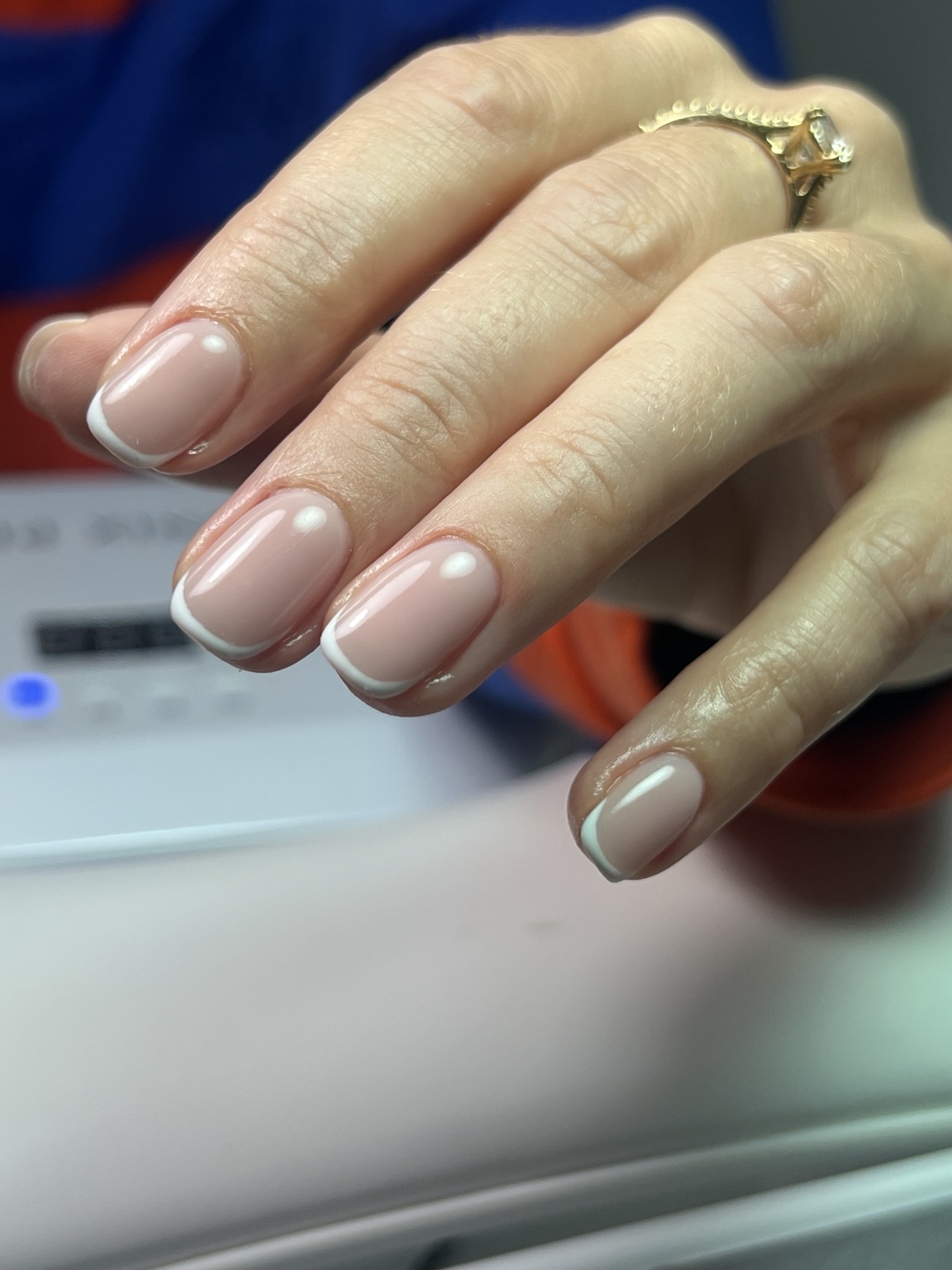 French manucure courte et naturelle